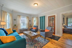 Updated Vintage Apartment Less Than half Mi to Main St